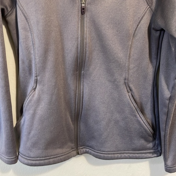 The North Face fleece lined jacket. Gray, size Large. - Picture 4 of 5